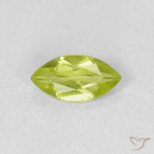 0.64ct Natural Verde claro Peridoto, Marquesa, VS