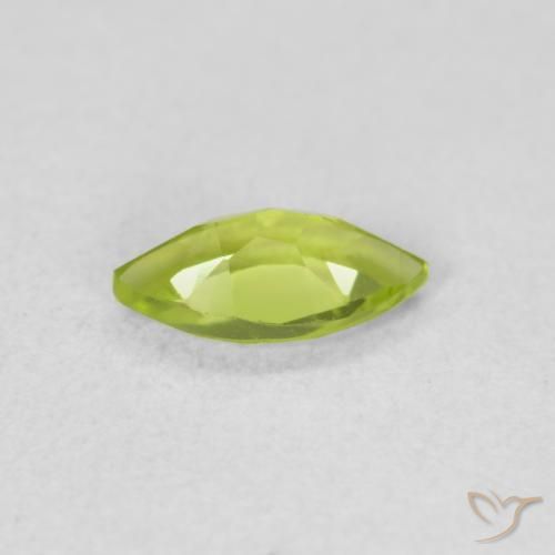 Peridoto Verde claro natural de 0.62 ct, Marquesa, VS