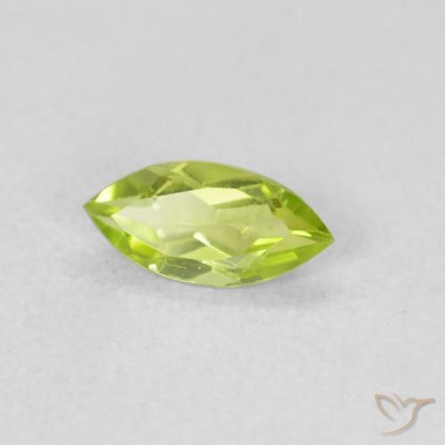 Peridoto Verde claro natural de 0.52 ct, Marquesa, VS