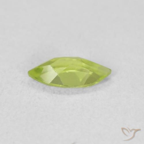 Peridoto Verde claro natural de 0.52 ct, Marquesa, VS