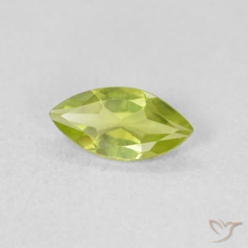 Peridoto Verde vivo natural de 0.57 ct, Marquesa, VVS-VS