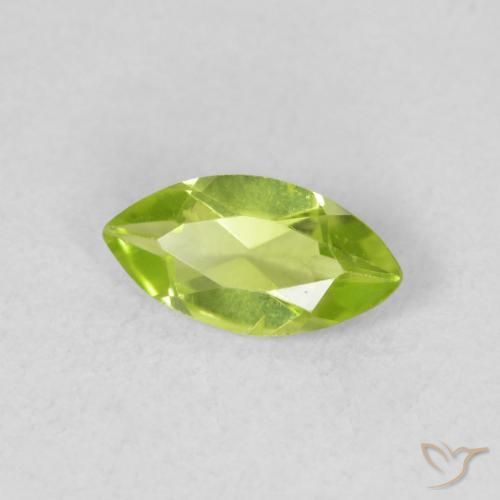 Peridoto Verde claro natural de 0.57 ct, Marquesa, VS
