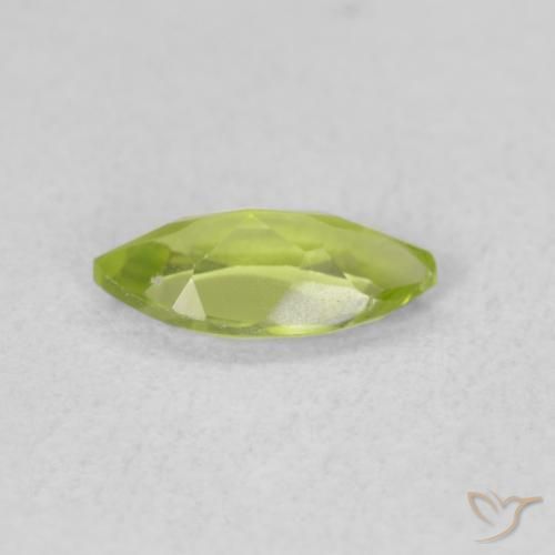 Peridoto Verde amarillento intenso natural de 0.54 ct, Marquesa, VS