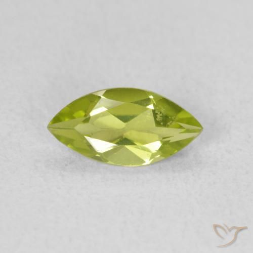 0.52ct Natural Verde Oliva Peridoto, Marquesa, VS
