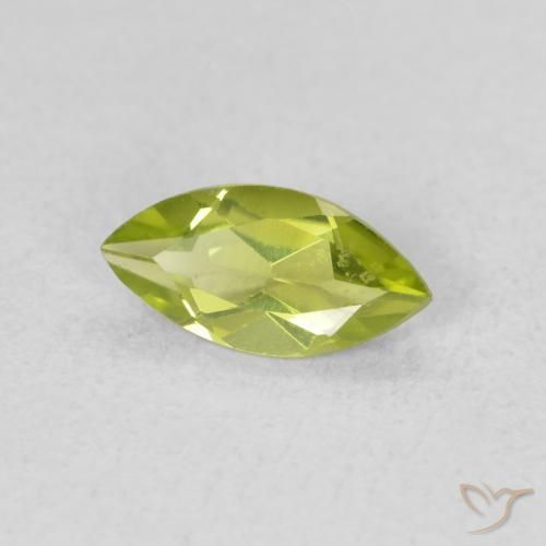 Peridoto Verde Oliva natural de 0.52 ct, Marquesa, VS