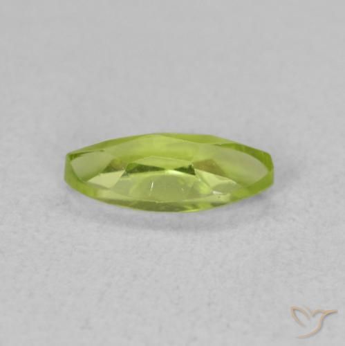 Peridoto Verde claro natural de 0.65 ct, Marquesa, VVS-VS