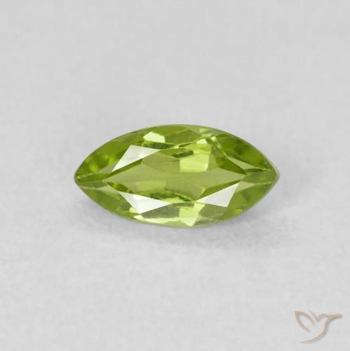 0.65ct Natural Verde medio Peridoto, Marquesa, VS