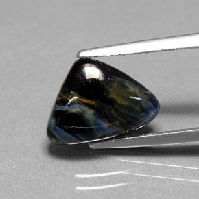 Pietersita multicolor natural de 2,67 ct, trillón, opaco