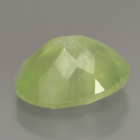 Prehnita verde natural de 10,47 ct, transparente, transparente / translúcido