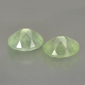 Gemas de prehnita verde natural de  ct, transparente, transparente / translúcido
