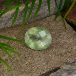 Prehnita verde natural de 4,81 ct, corte óvalo, translúcido