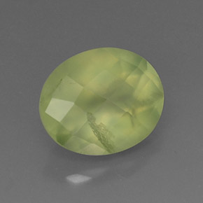 Prehnita verde natural de 4,96 ct, transparente, transparente / translúcido