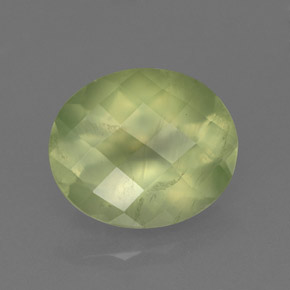 Prehnita verde natural de 4,67 ct, transparente, transparente / translúcido