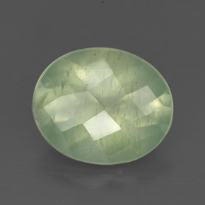 Prehnita verde natural de 4,71 ct, transparente, transparente / translúcido