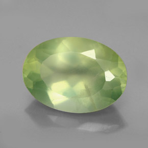 Prehnite Verde natural de 5.72 ct, Transparente, Transparente / Translúcido