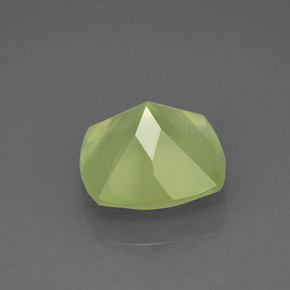 Prehnita verde natural de 3,95 ct, transparente, transparente / translúcido