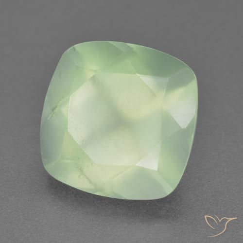 Prehnite Verde claro natural de 6.93 ct, Forma Cojín, Translúcido