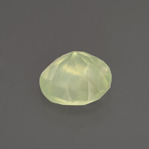 Prehnita verde natural de 1,86 ct, transparente, transparente / translúcido