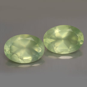 Gemas de prehnita verde natural de  ct, transparente, transparente / translúcido