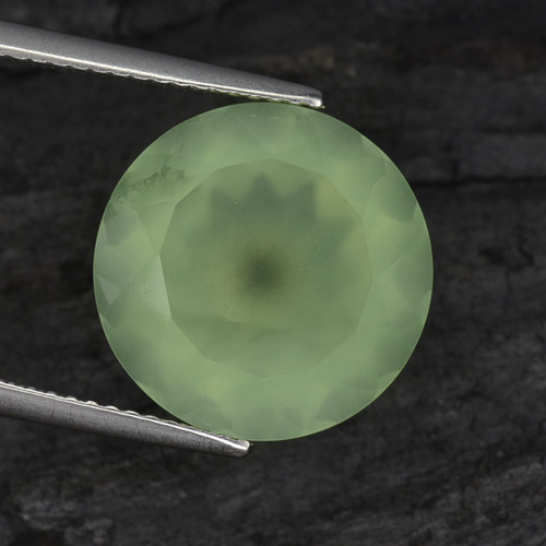 Prehnite Olive Green  natural de 9.54 ct, Corte Redondo, Translúcido