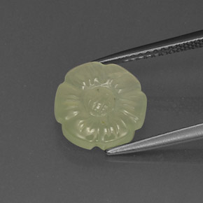 Prehnita verde natural de 2,98 ct, forma elegante, translúcido