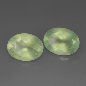 Gemas de prehnita verde natural de  ct, transparente, transparente / translúcido