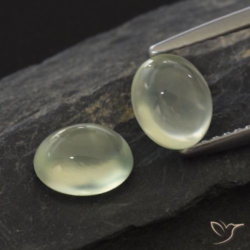 1.99ctw Natural Olive Green  Prehnite, Ovalada, Transparente