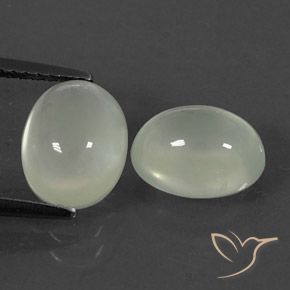 Gemas de Prehnite Olive Green  natural de 5.18 ct, Ovalada, Transparente / Translúcido