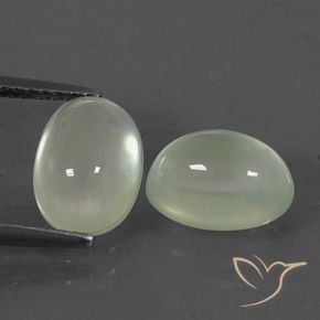 Gemas de Prehnite Olive Green  natural de 5.25 ct, Ovalada, Transparente / Translúcido