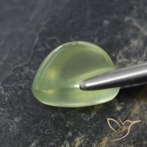 Prehnite Yellow Green  natural de 2.52 ct, En forma de pera, Transparente