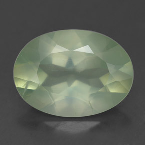 Prehnita verde natural de 4,76 ct, corte óvalo, translúcido
