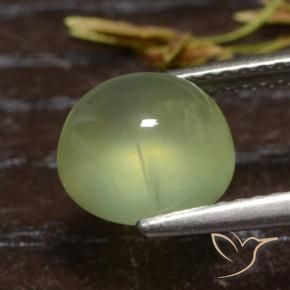 Prehnite Verde claro natural de 2.71 ct, Ovalada, Translúcido