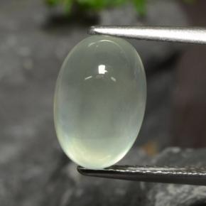 Prehnite Pale Green  natural de 3.57 ct, Corte Óvalo, Transparente