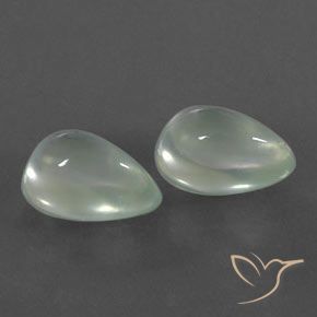 Gemas de Prehnite Verde muy claro natural de 6.60 ct, En forma de pera, Transparente / Translúcido