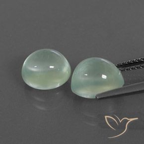 Gemas de Prehnite Verde salvia muy claro natural de 4.70 ct, Ovalada, Transparente / Translúcido