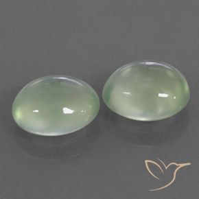 Gemas de Prehnite Pale Yellowish Green    natural de 3.53 ct, Ovalada, Transparente / Translúcido