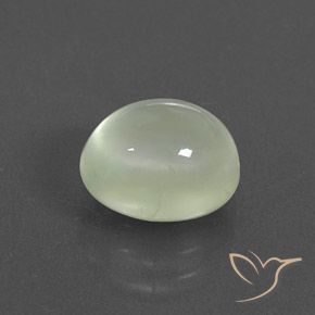 Prehnite Warm Green     natural de 3.04 ct, Ovalada, Transparente / Translúcido
