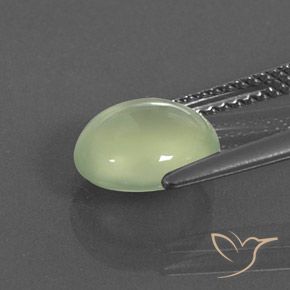 Prehnite Pale Pear Green  natural de 2.40 ct, Ovalada, Transparente / Translúcido