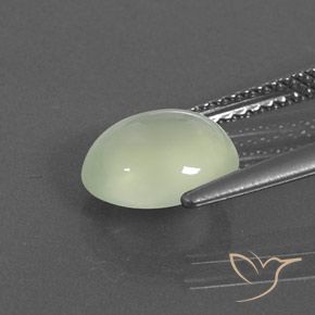 Prehnite Medium Green  natural de 2.01 ct, Ovalada, Transparente