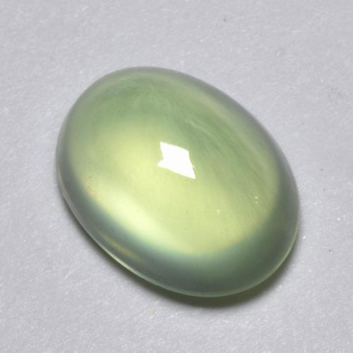 Prehnita verde natural de 2,13 ct, corte óvalo, transparente