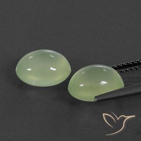 Gemas de Prehnite Pale Pear Green  natural de 5.16 ct, Ovalada, Transparente / Translúcido