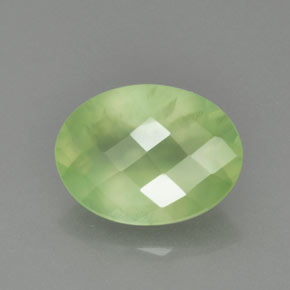 Prehnita verde natural de 8,71 ct, transparente, transparente / translúcido
