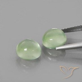 Gemas de Prehnite Verde pera pálido natural de 3.71 ct, Redondo, Transparente