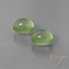 Gemas de Prehnite Verde medio natural de 5.11 ct, Ovalada, Transparente