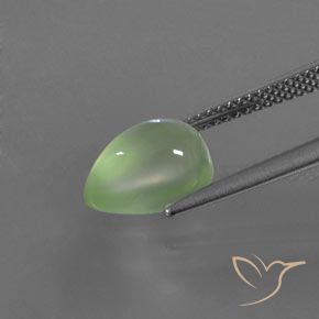 Prehnite Verde medio natural de 3.31 ct, En forma de pera, Transparente