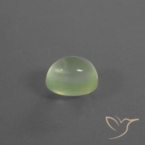 Prehnite Verde medio natural de 3.07 ct, Ovalada, Transparente