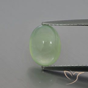 2.33ct Natural Verde amarillo Prehnite, Ovalada, Transparente / Translúcido