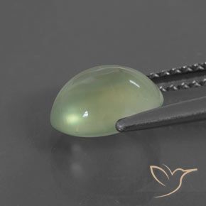 Prehnite Verde claro natural de 2.15 ct, Ovalada, Transparente