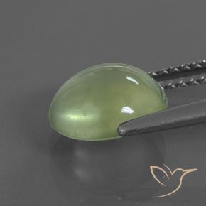 Prehnite Verde lima natural de 2.43 ct, Ovalada, Transparente