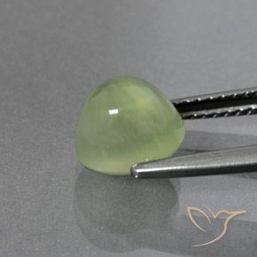 Prehnite Verde pera pálido natural de 2.85 ct, Ovalada, Transparente / Translúcido